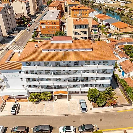 Hotel Bay 2*